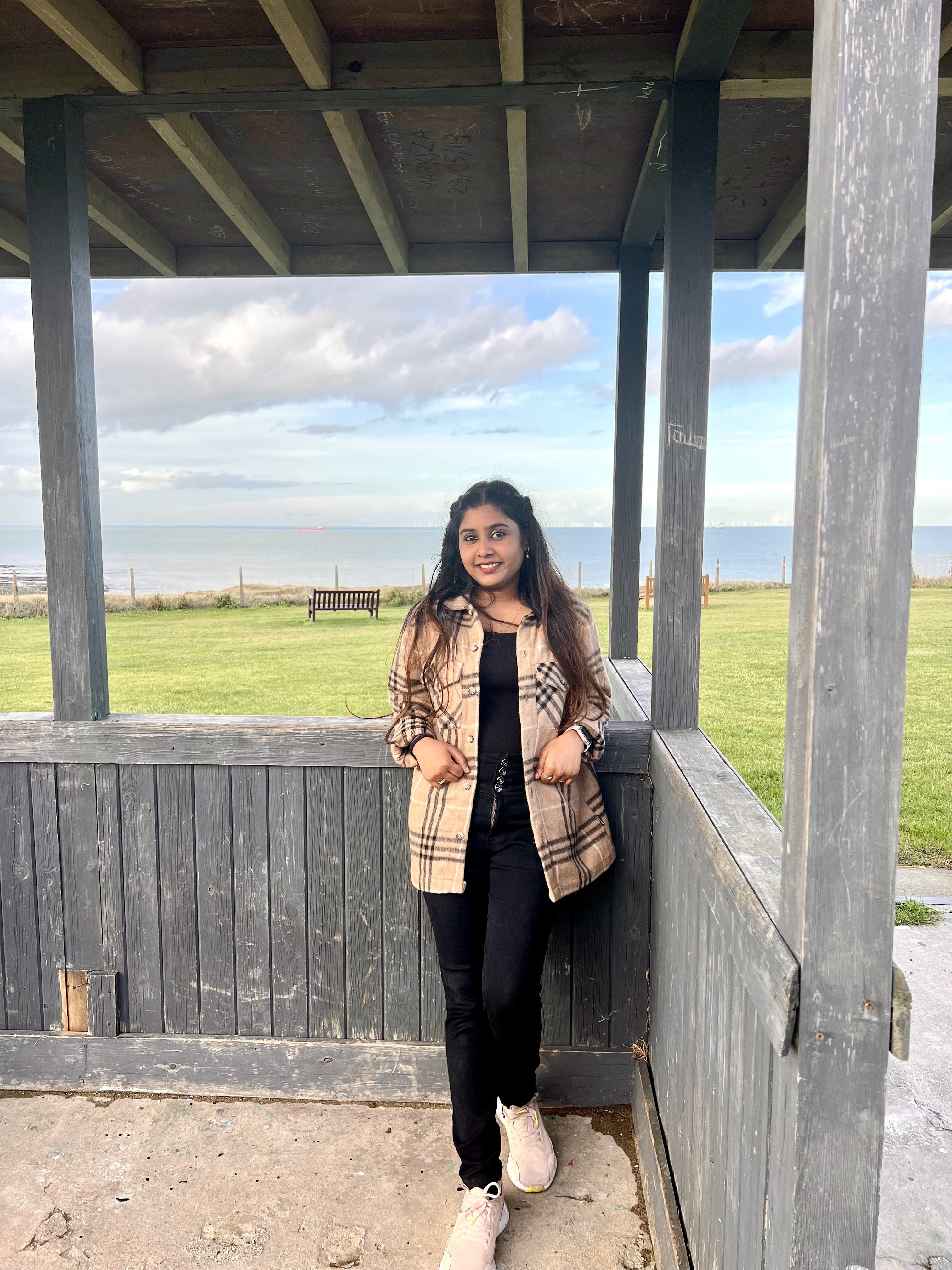 Administrative Professional Matrimony Bride, customer reference - UK2025458158