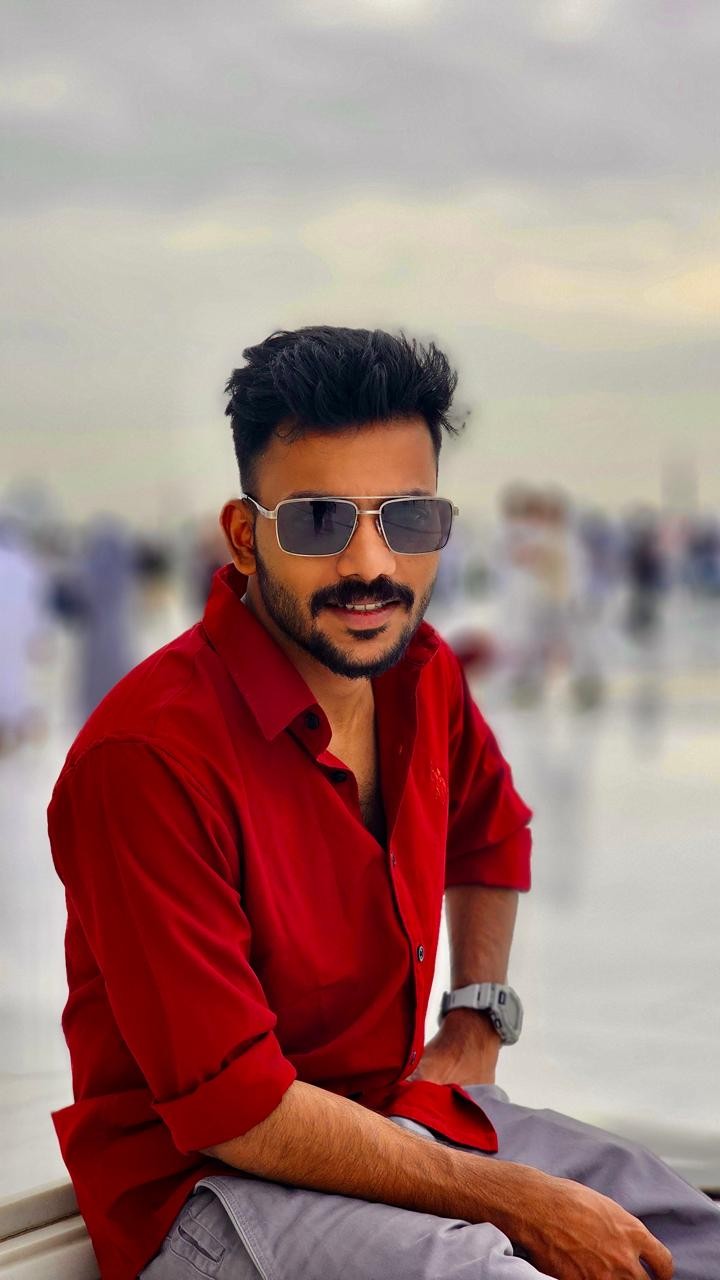 Office staff Matrimony Groom, customer reference - UK2025709999