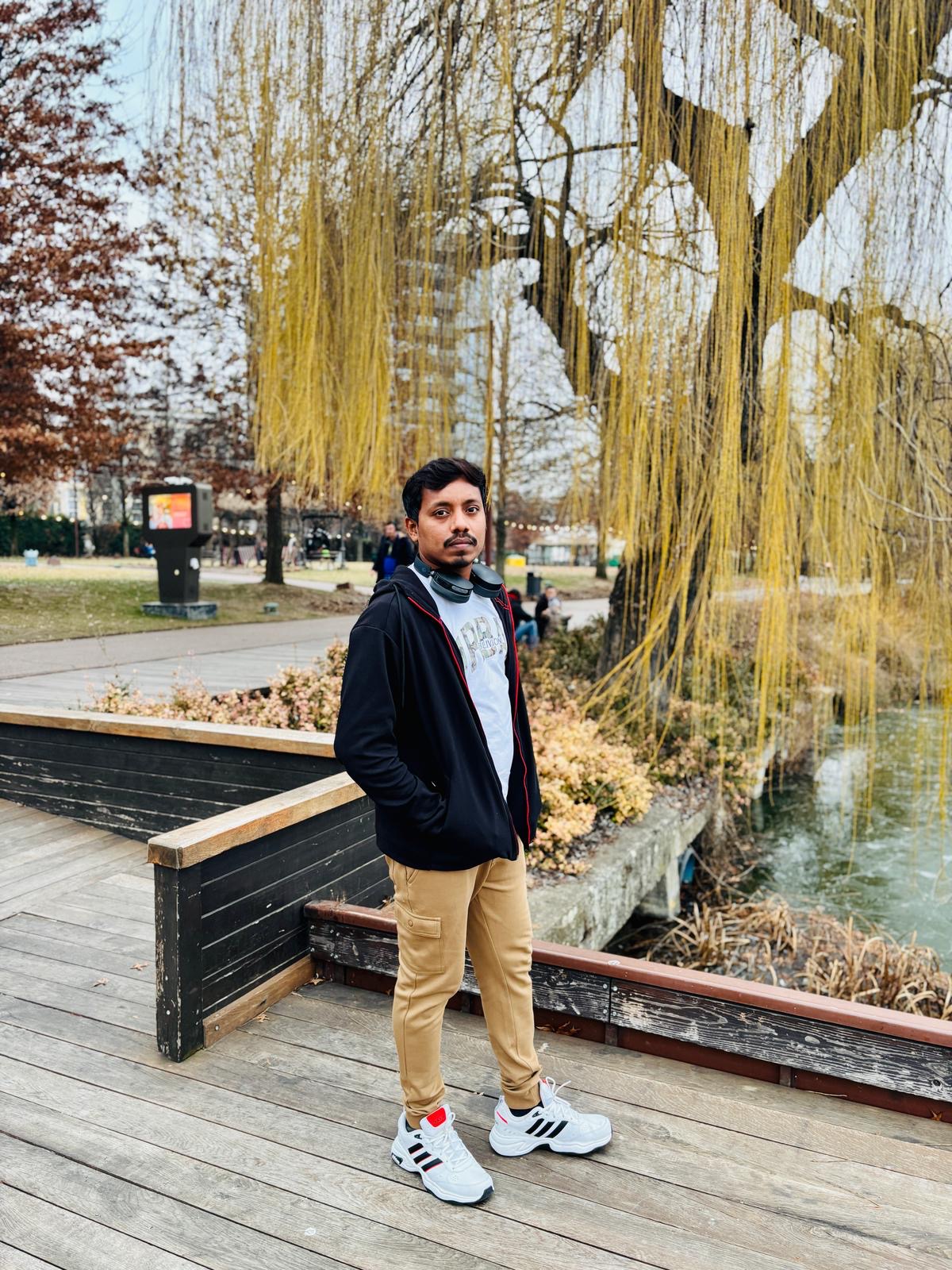 Operator Matrimony Groom, customer reference - UK2025863312