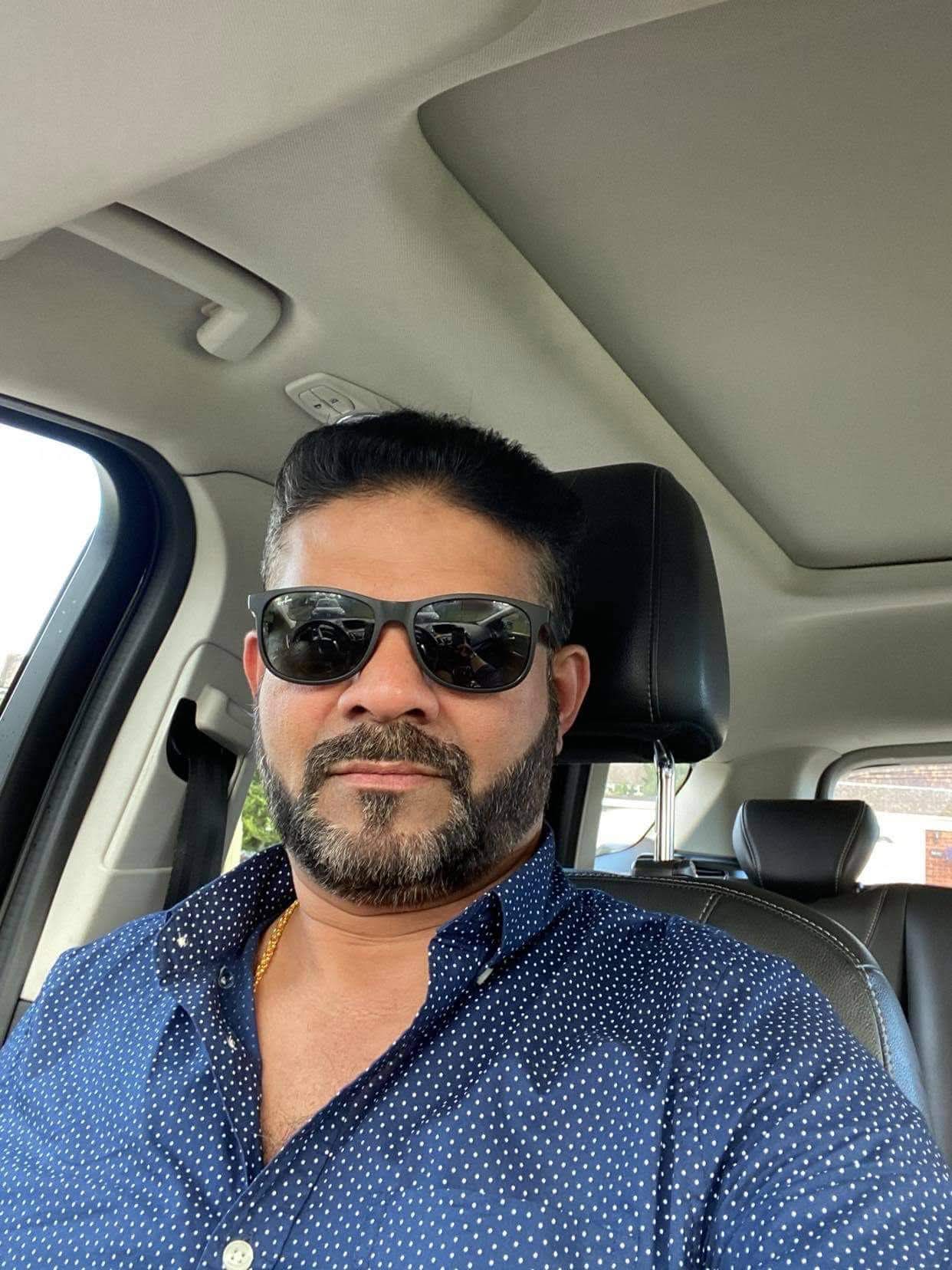 Office staff Matrimony Groom, customer reference - UK2026852069