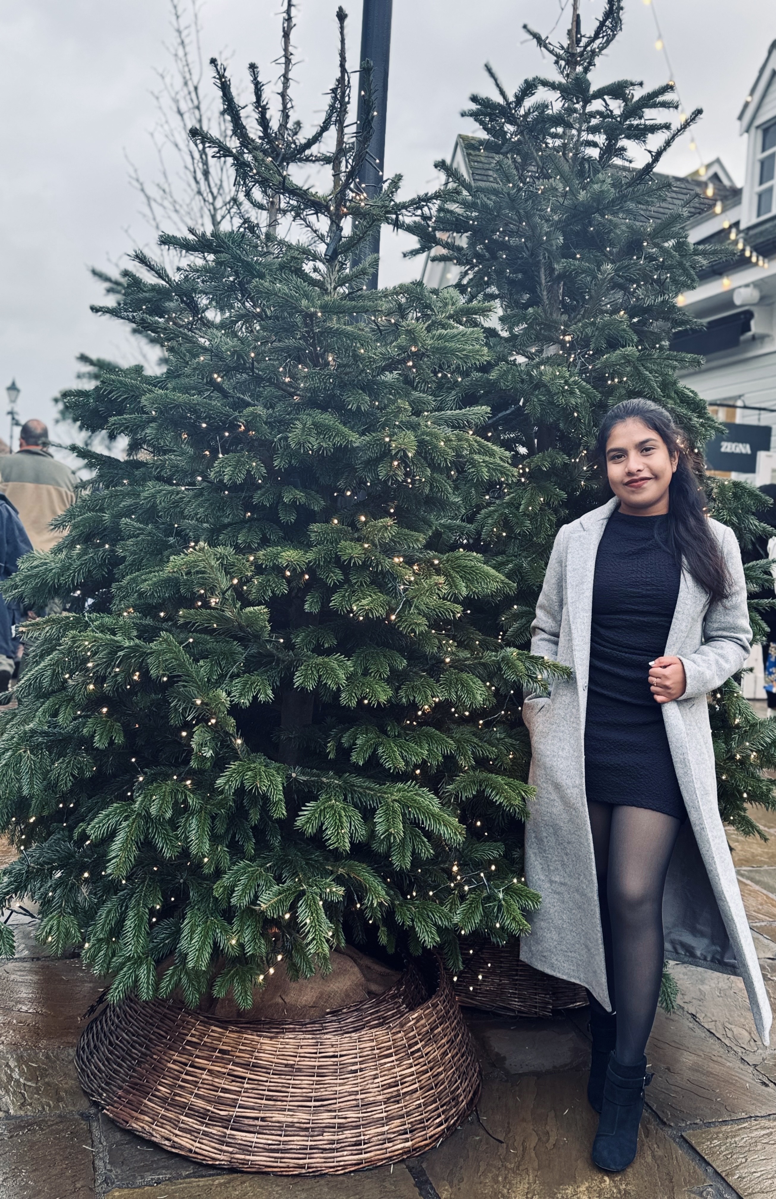 Administrative Professional Matrimony Bride, customer reference - UK2026875789